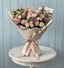 Букет цветов из:  Розы и Лизиантусы #REPLACE_PRED# Тищенском