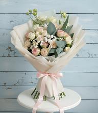 Букет цветов из:  Розы и Лизиантусы в Тищенском