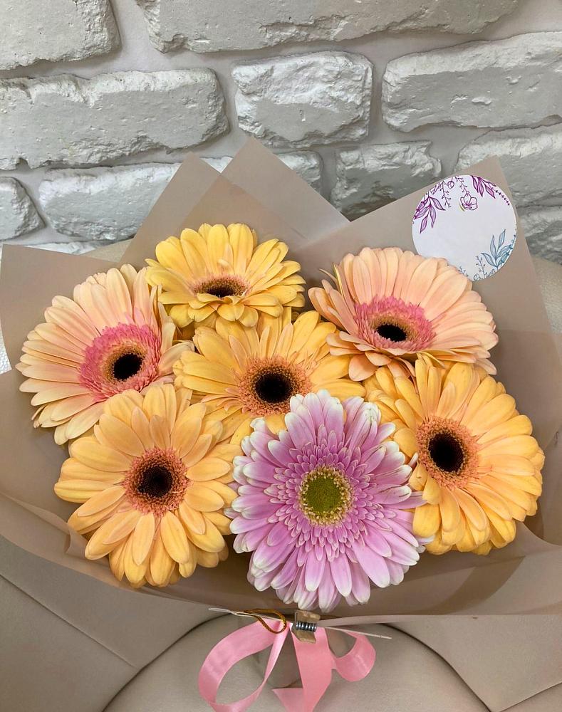 Букет цветов из: Герберы в Тищенском