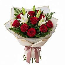 Букет цветов из:  Лилии и Розы в Тищенском