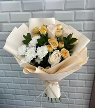 Букет цветов из:  Розы и Хризантемы в Тищенском