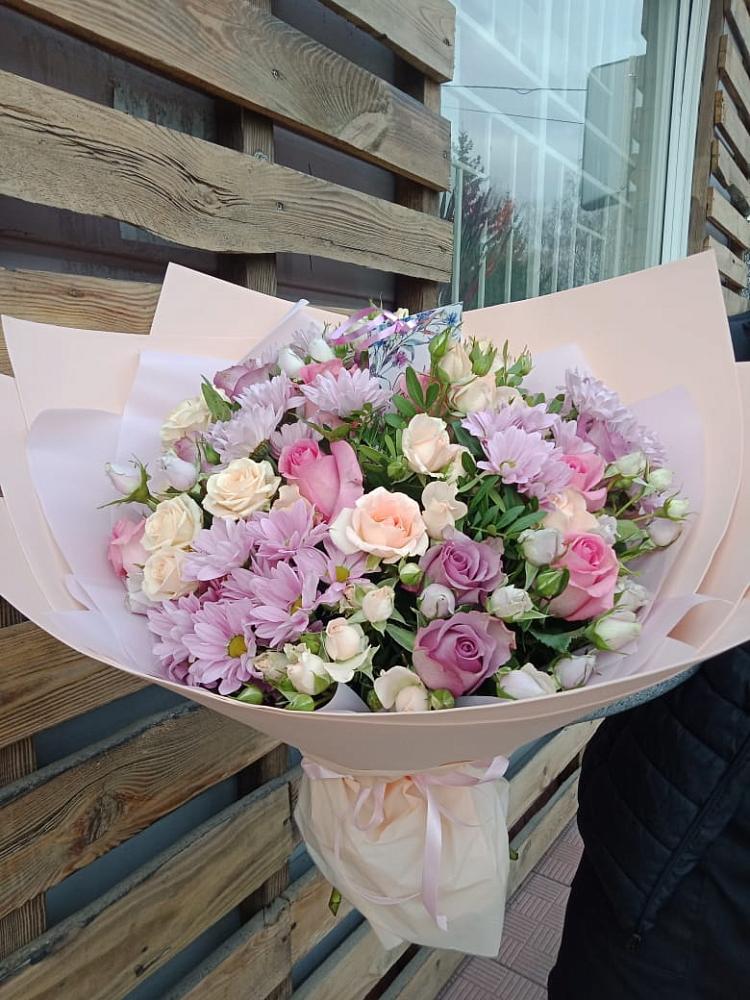 Букет цветов из: Розы и Хризантемы в Тищенском