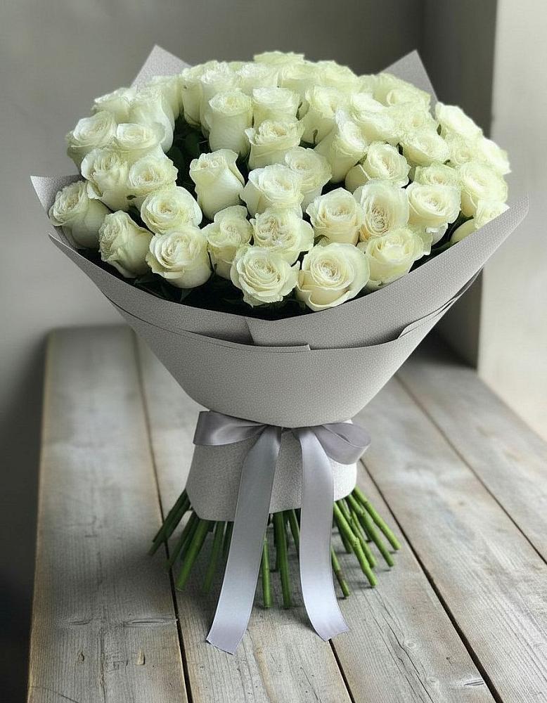 Букет 35 Белых роз в Тищенском