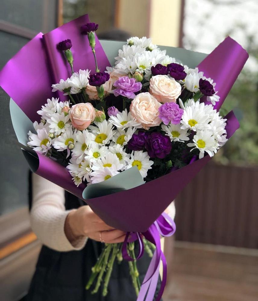 Букет цветов из: Хризантемы, Гвоздики и Розы в Тищенском