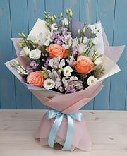Букет цветов из:  Лизиантусы, Розы, Альстромерии и Гипсофила в Тищенском