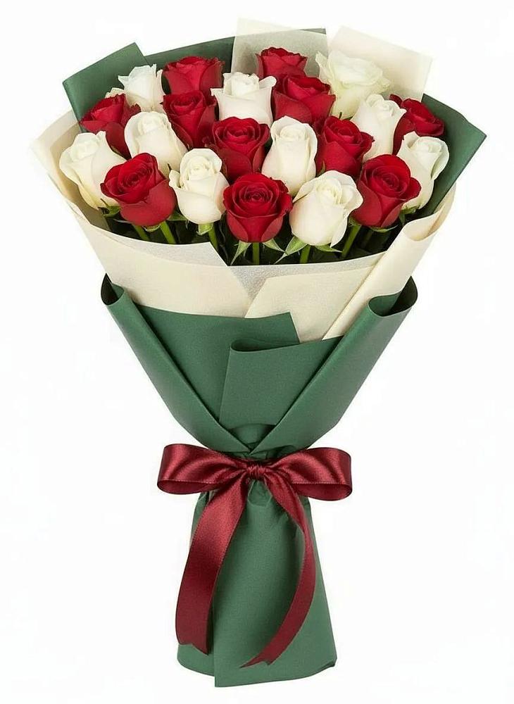 Букет Микс из красных и белых роз в Тищенском