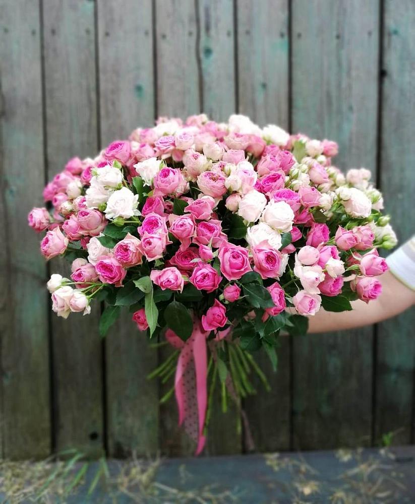 Букет Розовые кустовые розы Натали и Лав Лидия в Тищенском