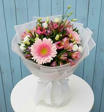Букет цветов из:  Герберы, Альстромерии и Лизиантусы в Тищенском