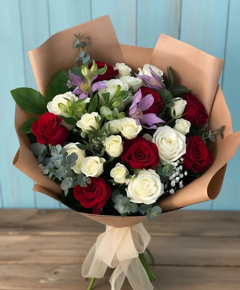 Букет цветов из: Розы и Альстромерии в Тищенском